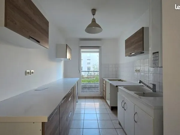 Proche MONTCHAT - APPARTEMENT 85 M² avec BALCON FILANT