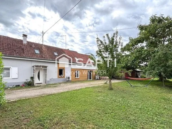 A Hilsenheim, Maison 4 chambres sur 5 ares de terrain clos et arboré.