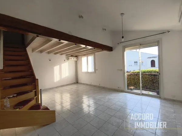 MAISON- 84 M2 AVEC GARAGE ET JARDIN- BEZIERS