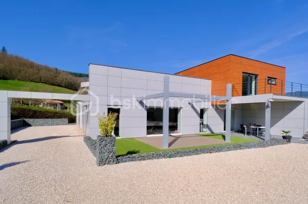 Maison 4 pièces 175 m²