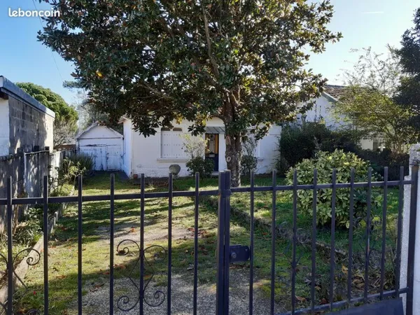 Terrain constructible et studio Pessac centre