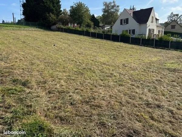 Terrain 1 210 m² Crisolles