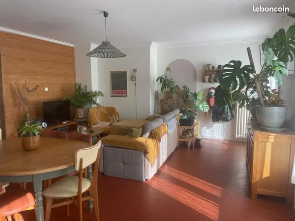 Maison entièrement rénovée - quartier robretieres - la Roche sur yon nord