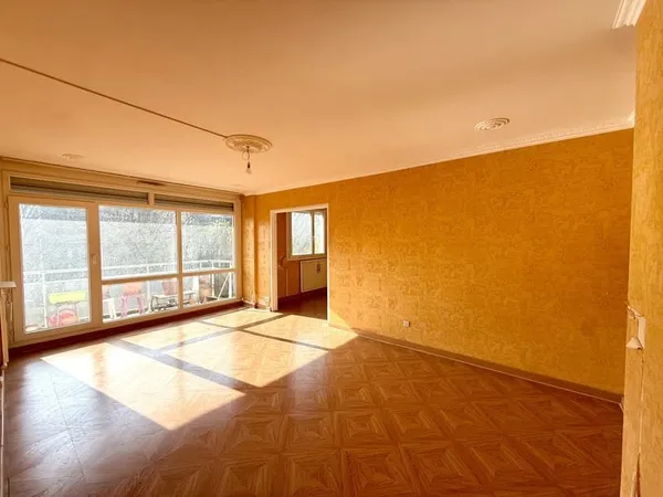 Appartement 5 Pièces 104m2 avec grand balcon vue parc