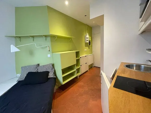 Appartement 1 pièce 9 m²
