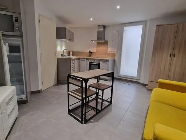 Studio 1 pièce 22 m²