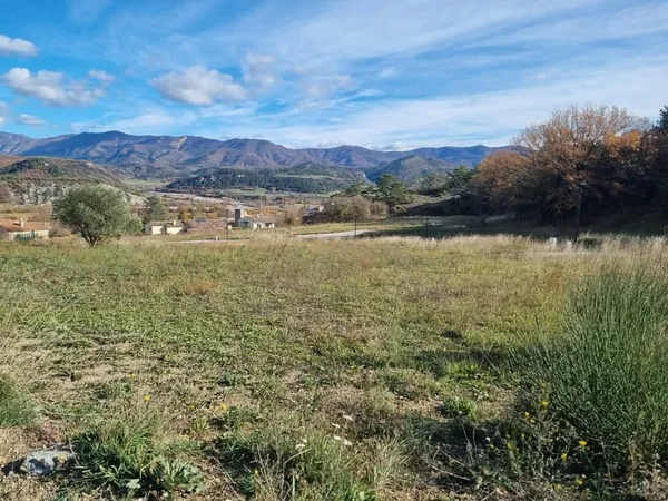 Terrain à bâtir Vente Sisteron  504m² 83160€