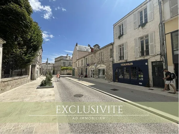 Garage Parking à vendre La Rochelle