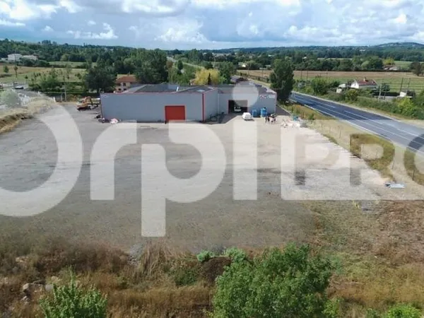 Local d'activité 1600 m²