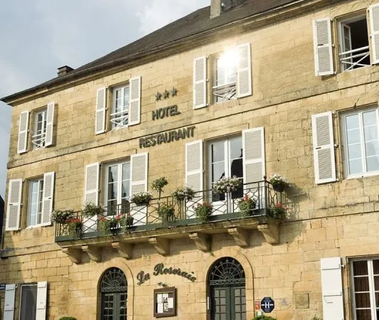MONTIGNAC hôtel *** avec 2 habitations