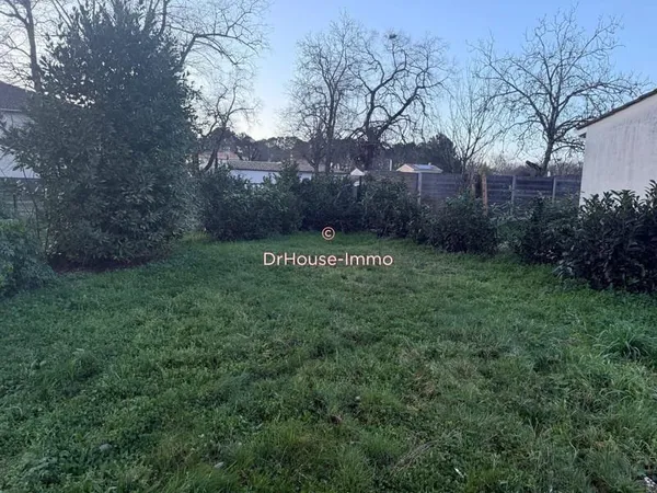 Terrain constructible st Médard en Jalles