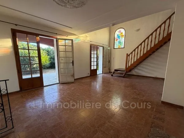 Villa 6 pièces 140 m²