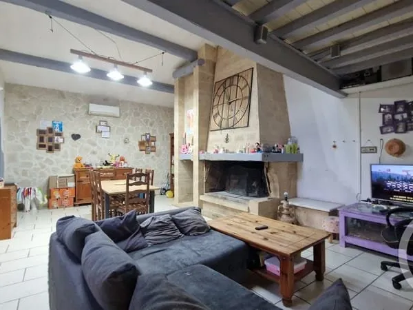 Maison 3 pièces 156 m²