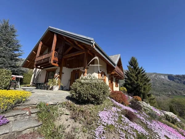 Maison 5 pièces 153 m²