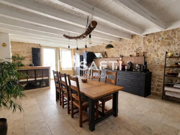 Maison en pierre