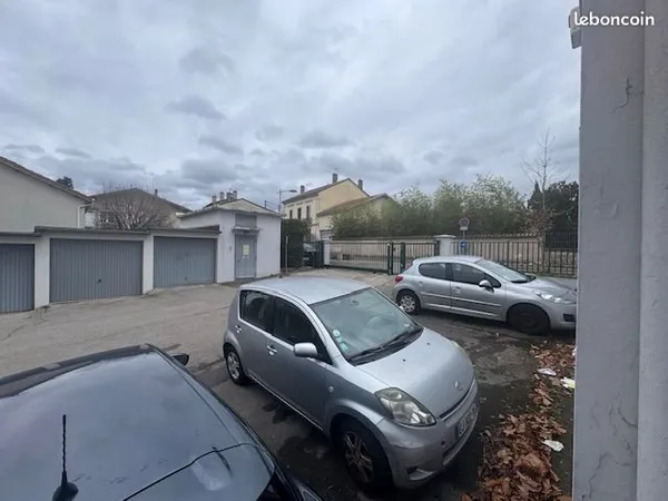 Local commercial 96 m²