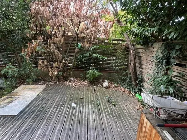 Appartement T3 avec grand jardin- PISCINE dans la résidence 