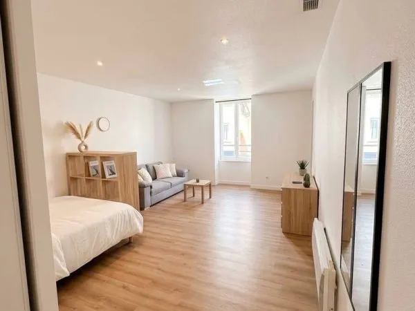 Studio 1 pièce 38 m²