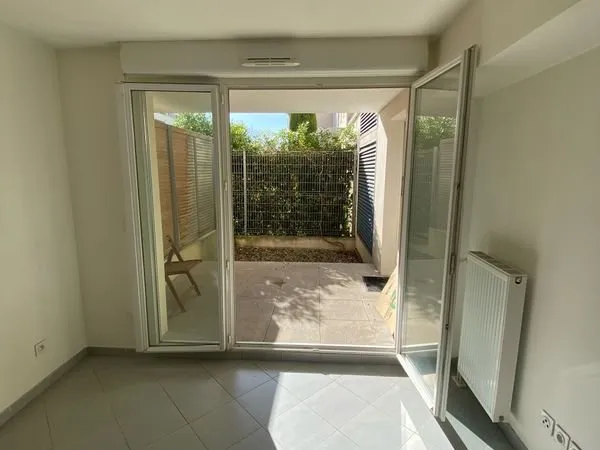 T2 avec jardin, parking privatif et option box fermé - Marseille 13012