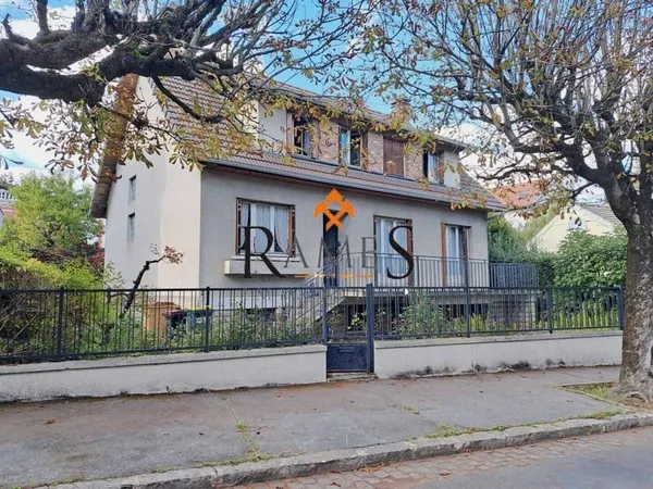 Maison 7 pièces 165 m²