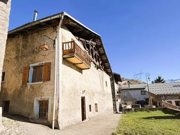 Grange + maison avec jardin - Vue montagne - Fort potentiel - Les Chapelles