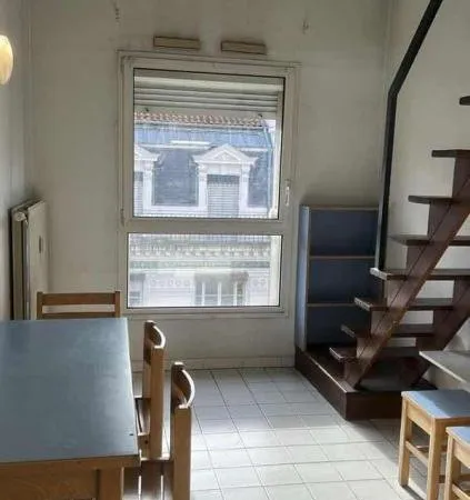 78 RUE MARSEILLE