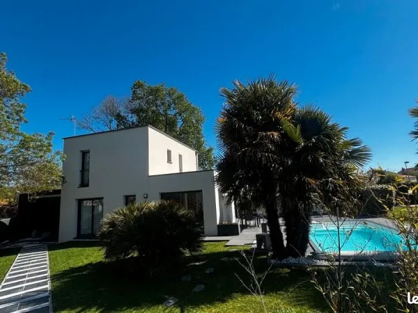 Belle maison contemporaine