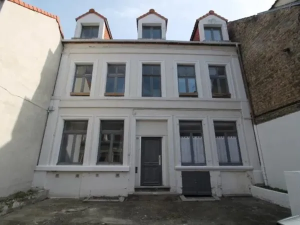Appartement T2 en rez-de-chaussée avec courette