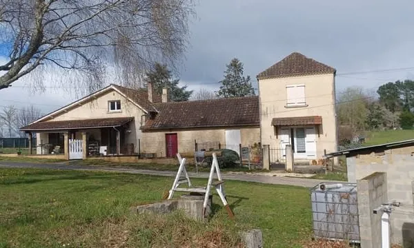Ensemble de 2 maisons 8 Km de Sarlat