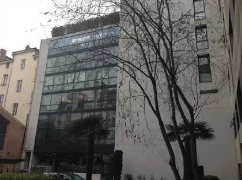 Bureaux 544 m²
