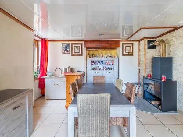 73460 - GRESY-SUR-ISERE - MAISON FAMILIALE - SPACIEUSE - JARDIN