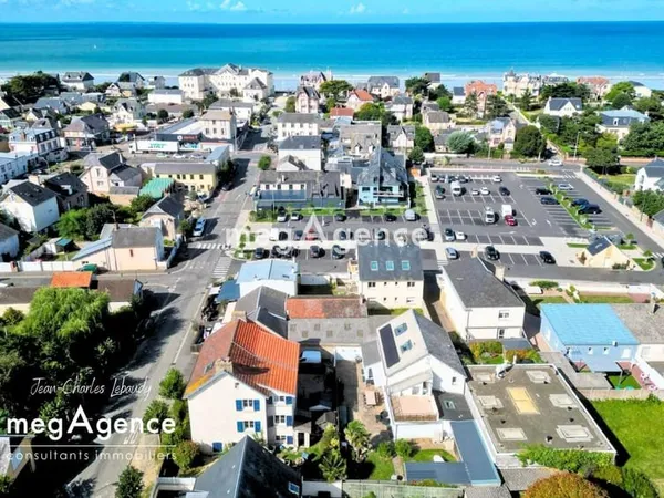 Maison Jullouville - Centre ville bord de mer