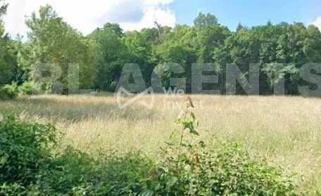 Terrain 400 m²