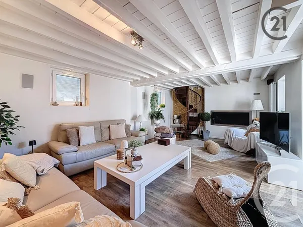 Maison 8 pièces 173 m²