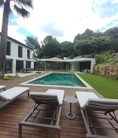 Villa 292 m²