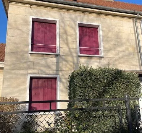 Pavillon 4 pièces 100 m²