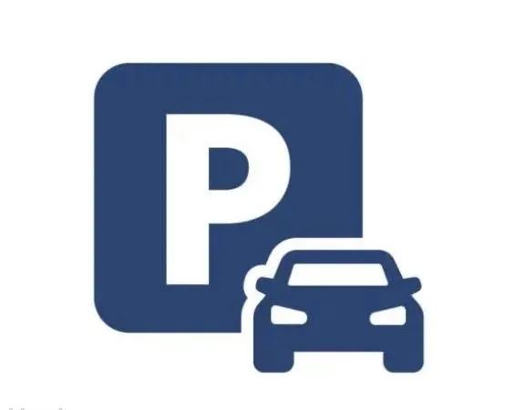 Parking/box 1 pièce 12 m²