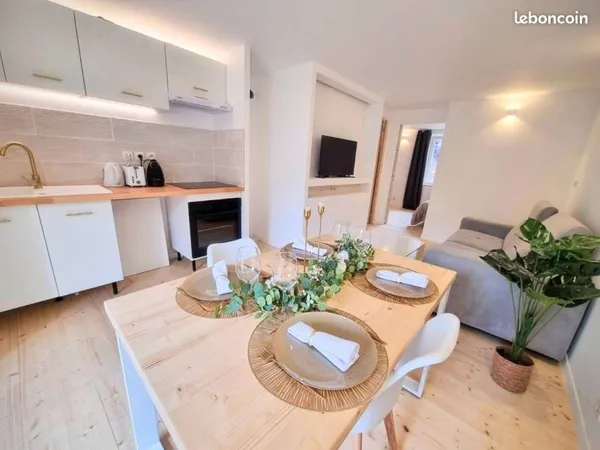 T2 traversant avec jardin, gym, sauna, balcon, parking