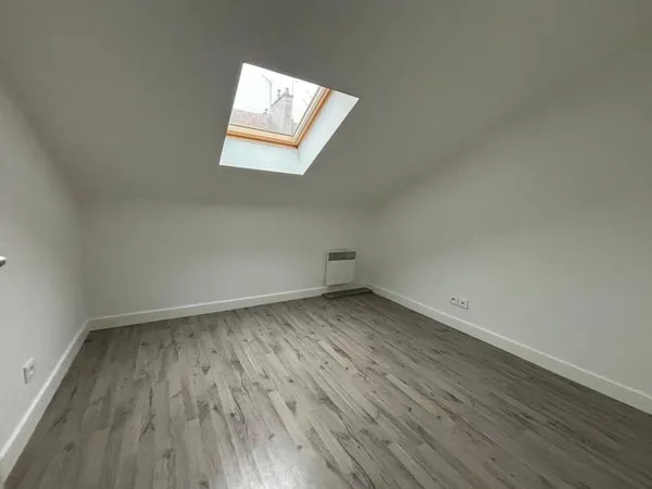 LOCATION D'UN APPARTEMENT TYPE F3