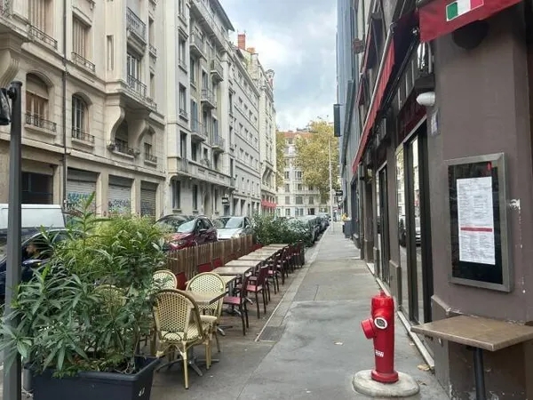 Boutique 60 m²
