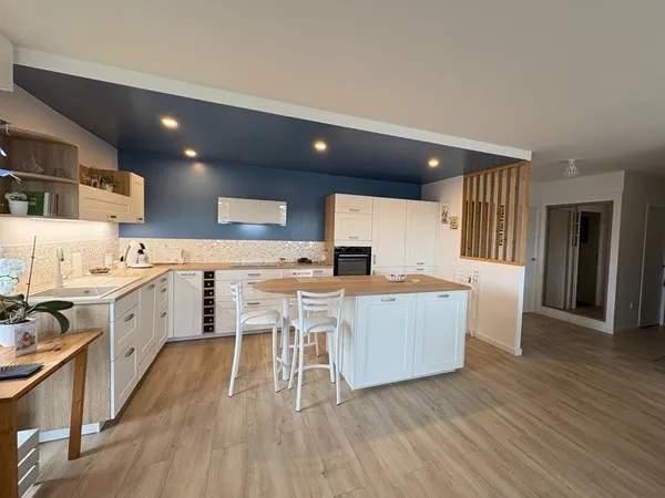 Splendide appartement entièrement rénové de 127 m2 3 Chambres vue vallon et mer SAINTE ADRESSE (7631