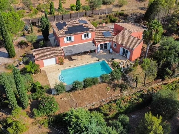 Maison 5 pièces 166 m²