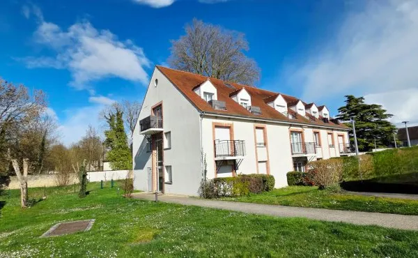 Appartement vendu loué 610 € HC avec place de stationnement à Étampes - Idéal Investissement !