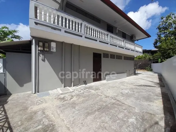 IMMEUBLE DE RAPPORT - CAYENNE - CITÉ BONHOMME / ROUTE DE LA MADELEINE