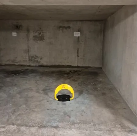 Place de parking privée