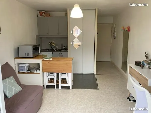 Meublé 20 m2 proche Lecoq FAC TRAM