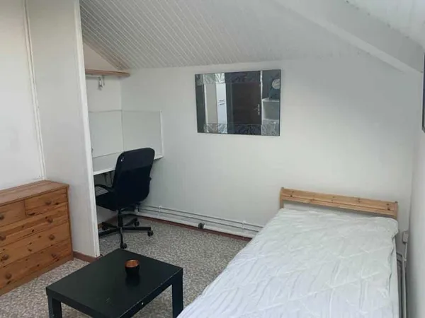 Studio sur REIMS St Rémi