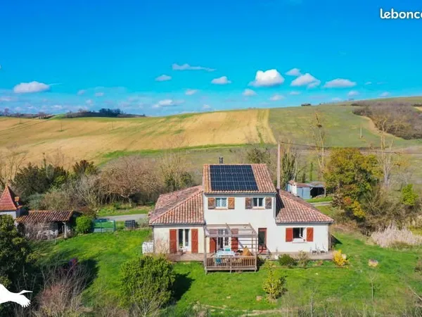 Maison 6 pièces 195 m²