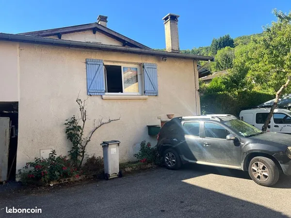 Maison 90 m² VAUX EN BUGEY 