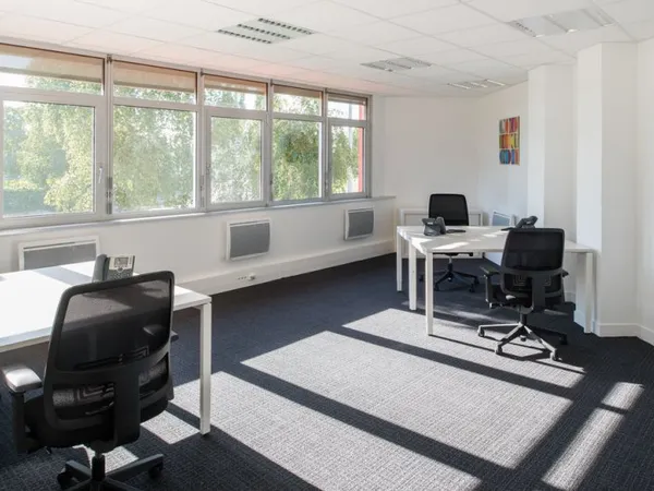 Espace de bureau tout compris pour vous-même et votre équipe à Orly Orlytech